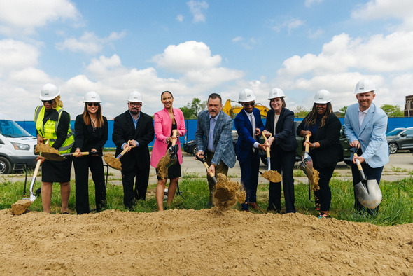 Rosa Parks Apartments groundbreaking pic1