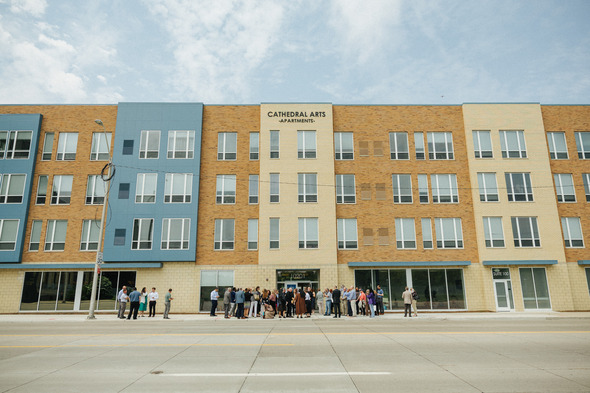 Cathedral Arts Apartments pic2