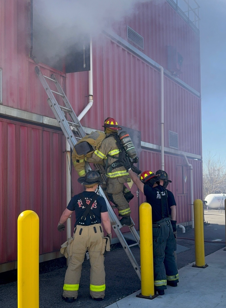 DFD Live Burn training pic4 2_inPixio2