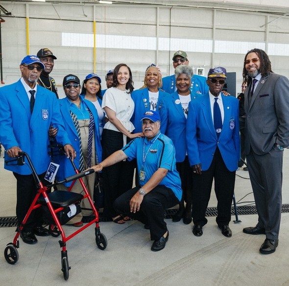 Coleman Young Airport facility pic3